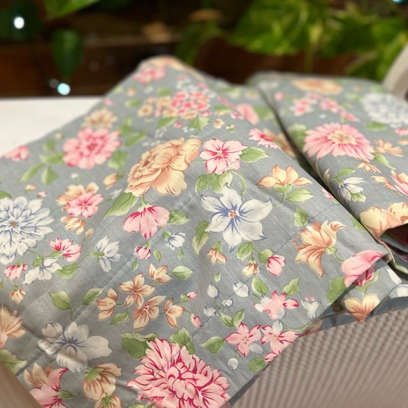 2 Vintage floral window valances 56” length - Picture 2 of 15